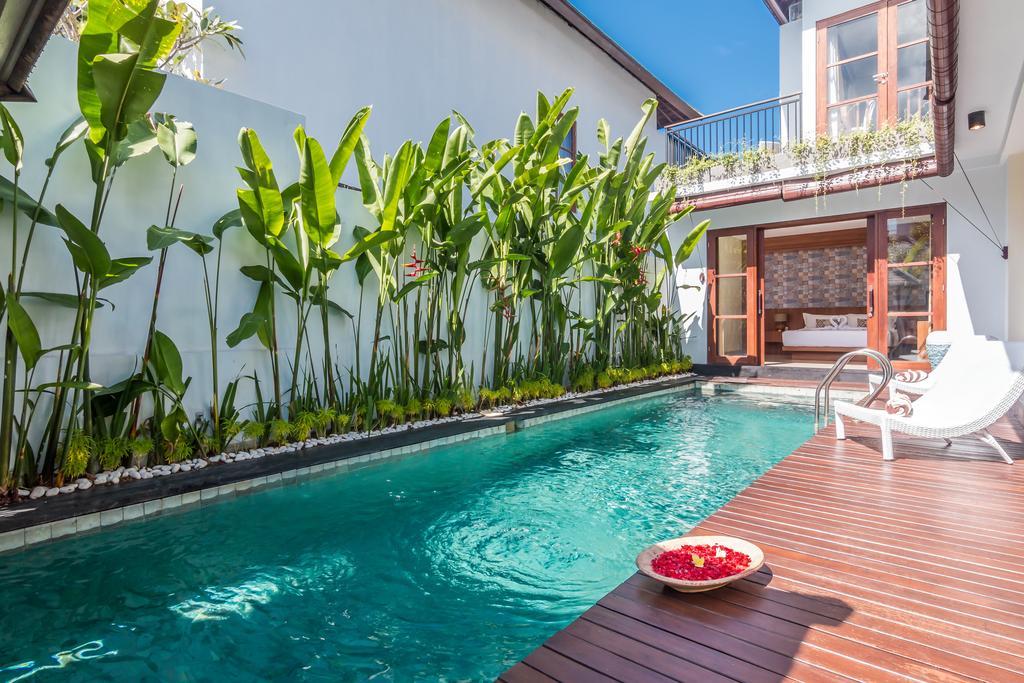 The Kamojang Jimbaran Villa Kuta Lombok Exterior foto
